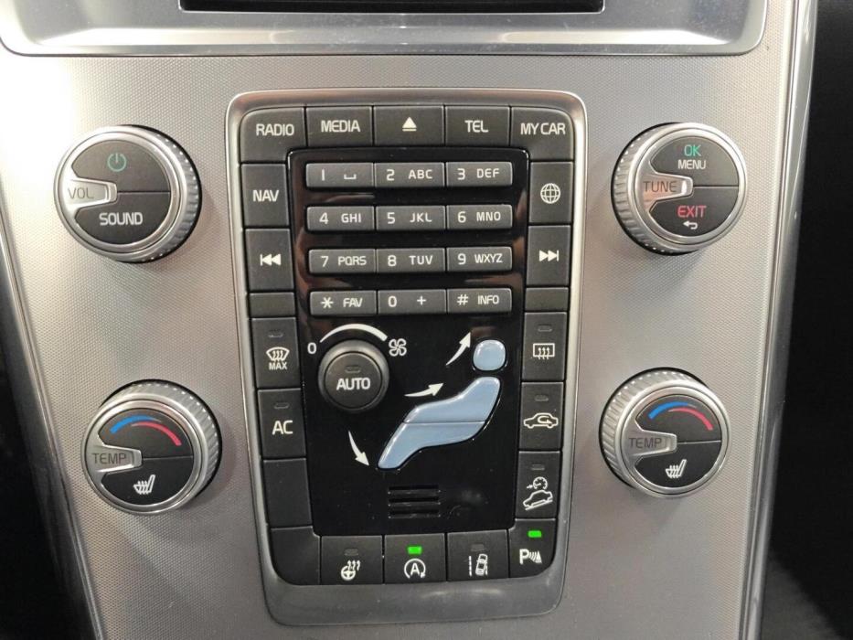 VOLVO XC60 2016