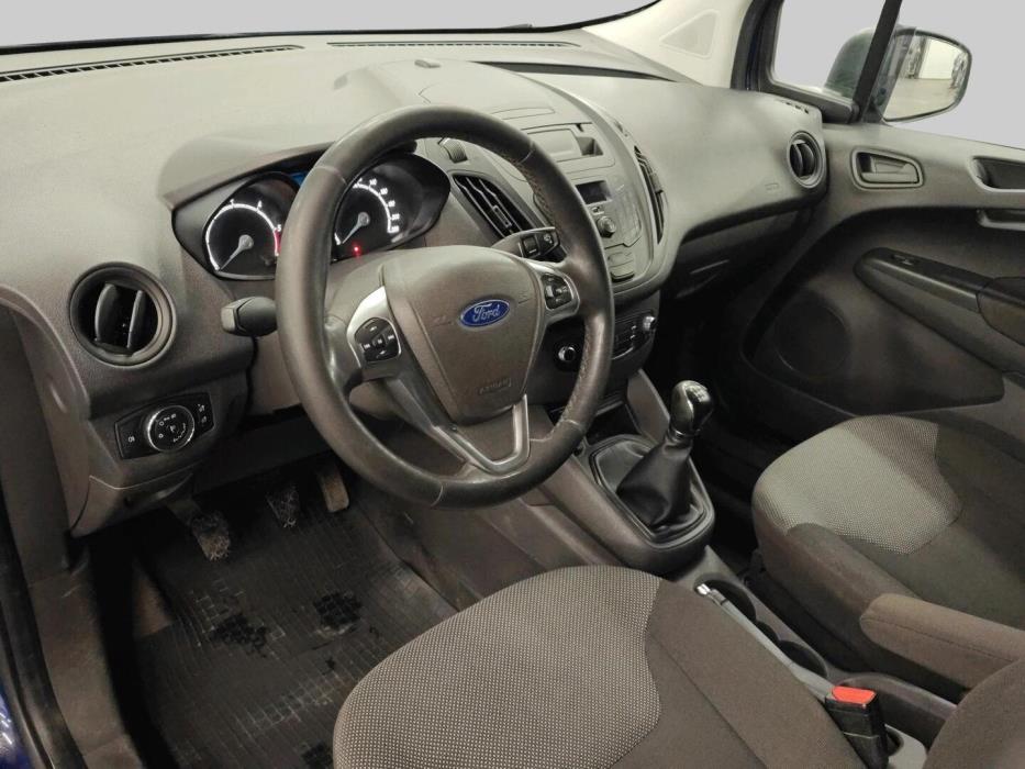 FORD Transit Courier 2015
