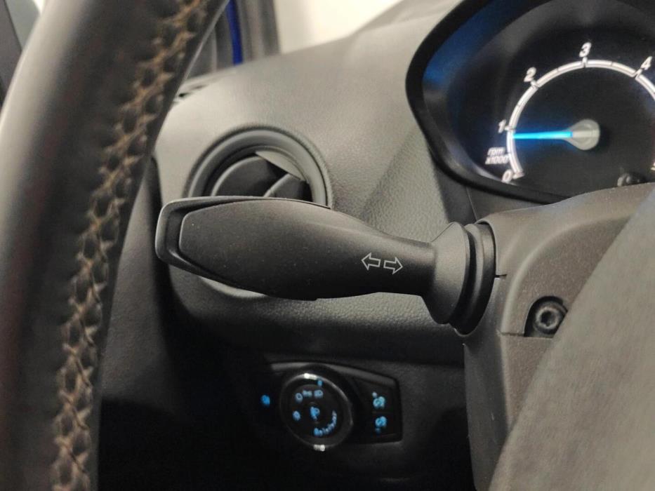 FORD Transit Courier 2015