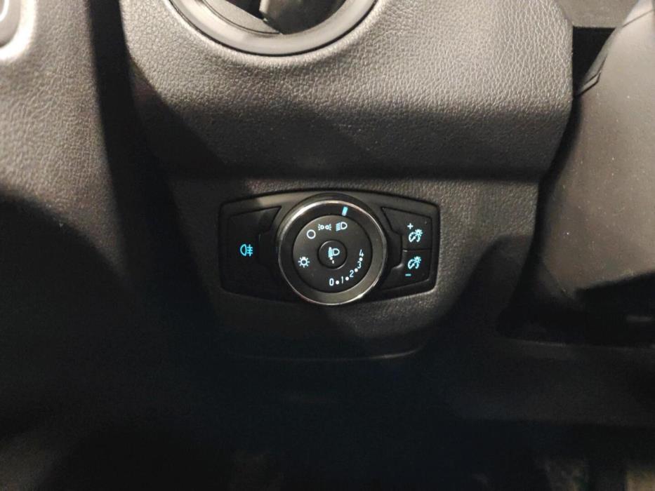 FORD Transit Courier 2015