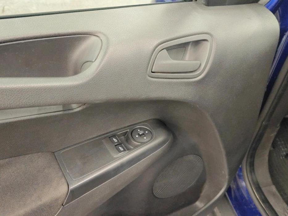 FORD Transit Courier 2015