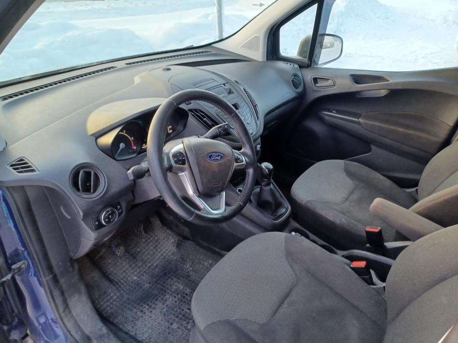FORD Transit Courier 2015