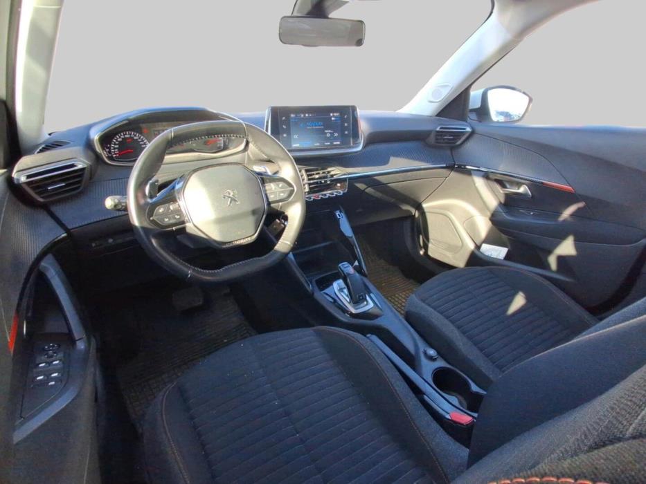 PEUGEOT 2008 2020