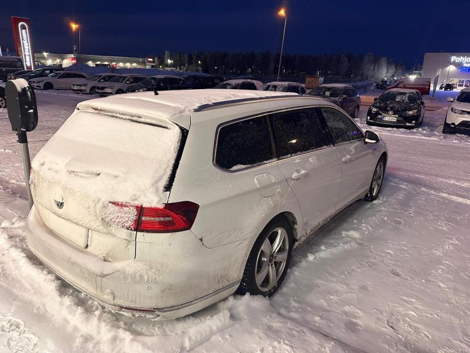 VOLKSWAGEN Passat 2017