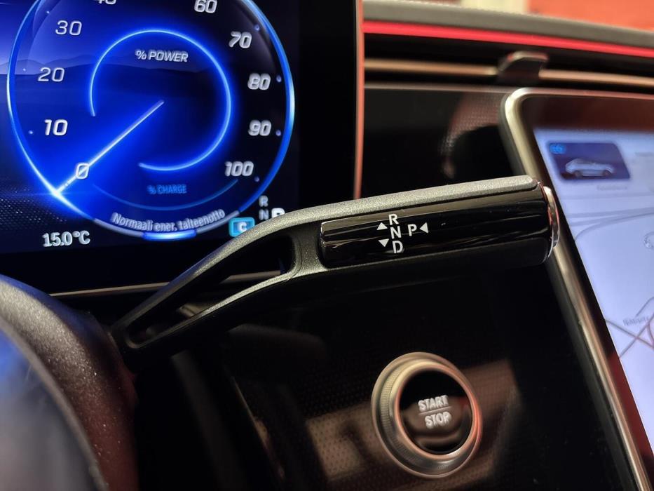 MERCEDES-BENZ EQE 2023