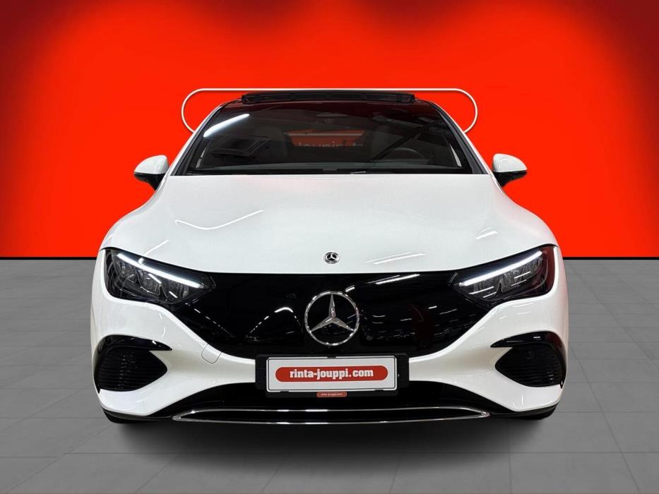 MERCEDES-BENZ EQE 2023