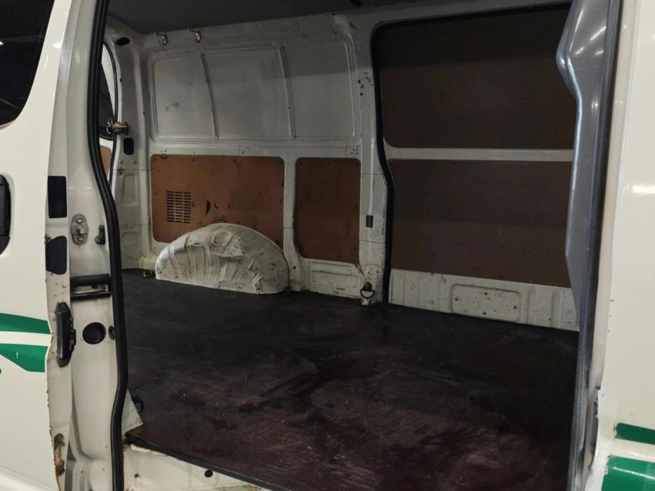 TOYOTA Hiace 2004
