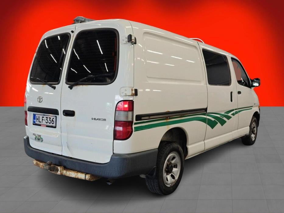 TOYOTA Hiace 2004