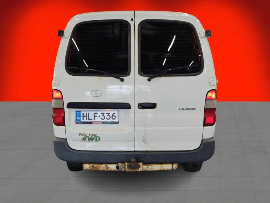 TOYOTA Hiace 2004