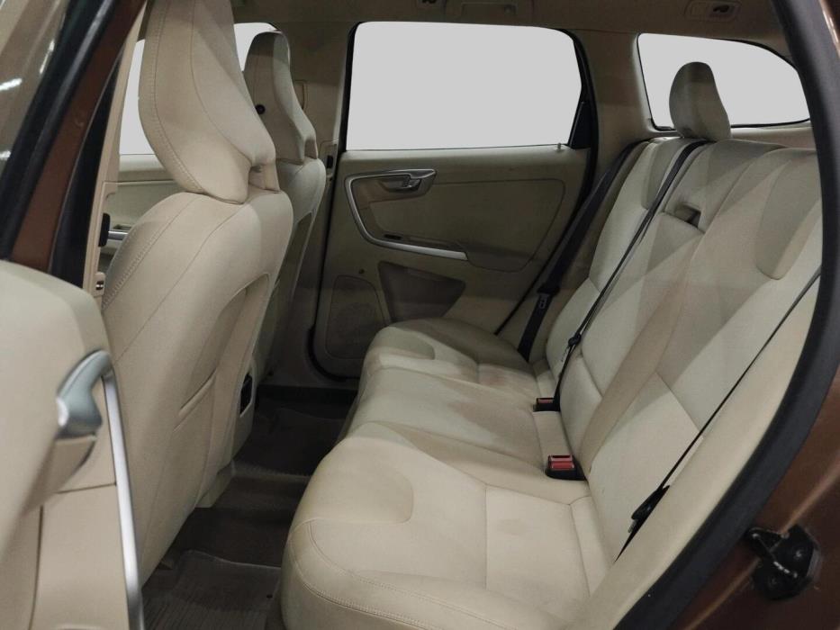 VOLVO XC60 2010