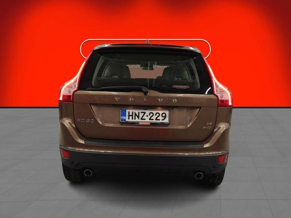 VOLVO XC60 2010