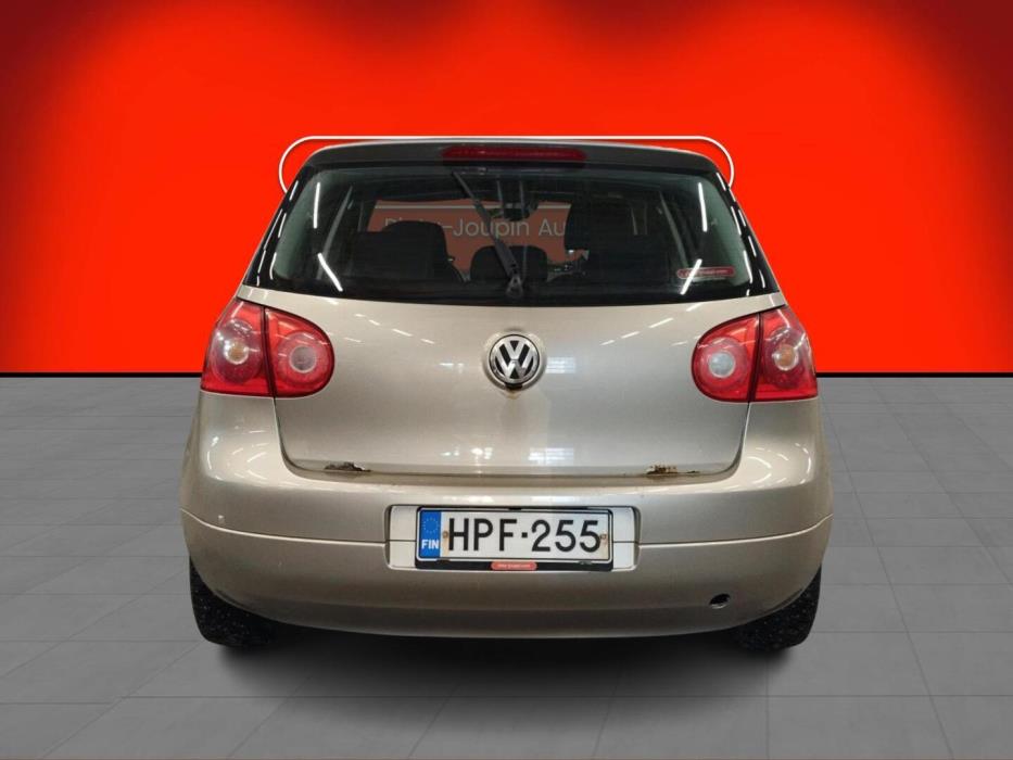 VOLKSWAGEN Golf 2005