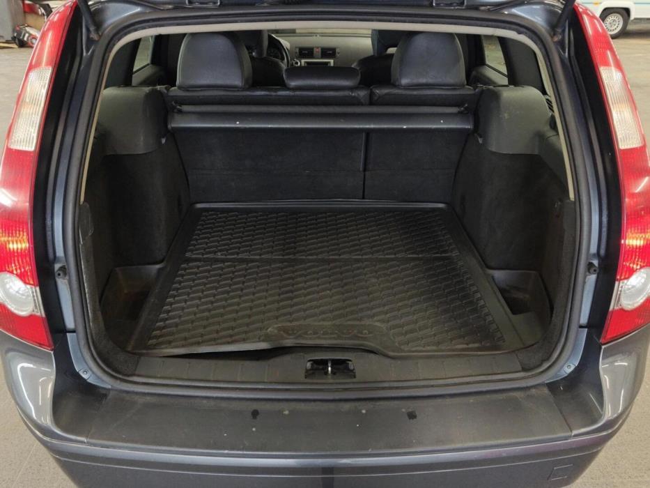 VOLVO V50 2006