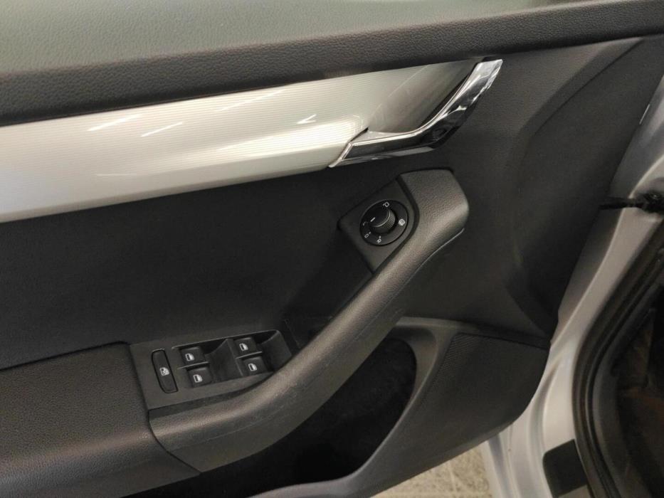 SKODA Octavia 2014