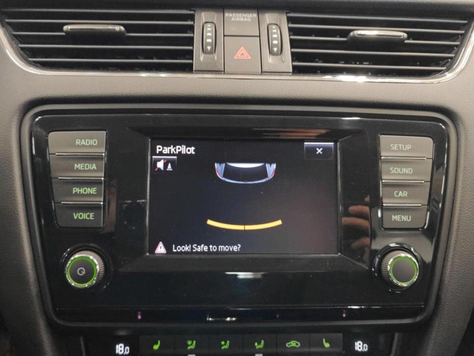 SKODA Octavia 2014