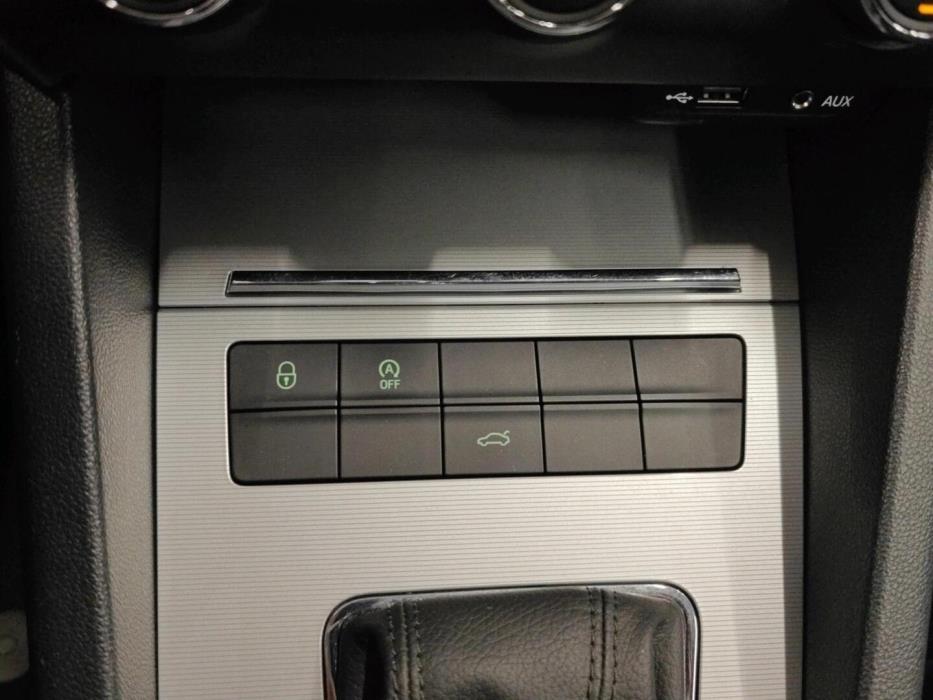 SKODA Octavia 2014