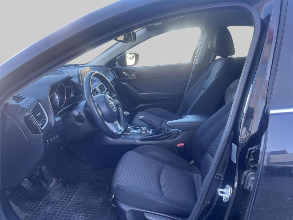 MAZDA Mazda3 2016