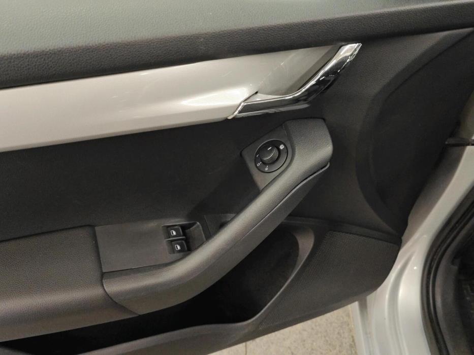 SKODA Octavia 2013