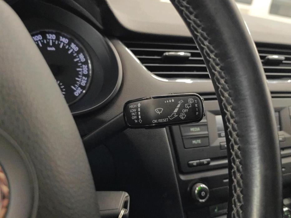 SKODA Octavia 2013