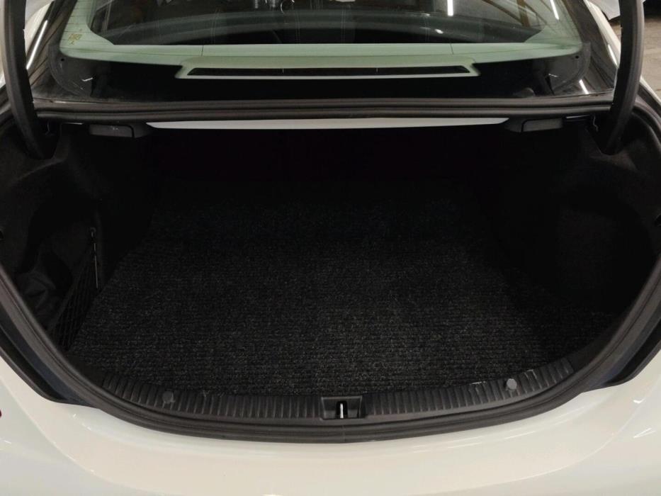 MERCEDES-BENZ C 2017