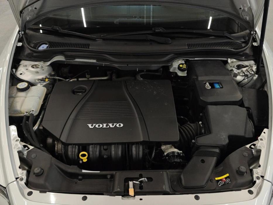 VOLVO V50 2008