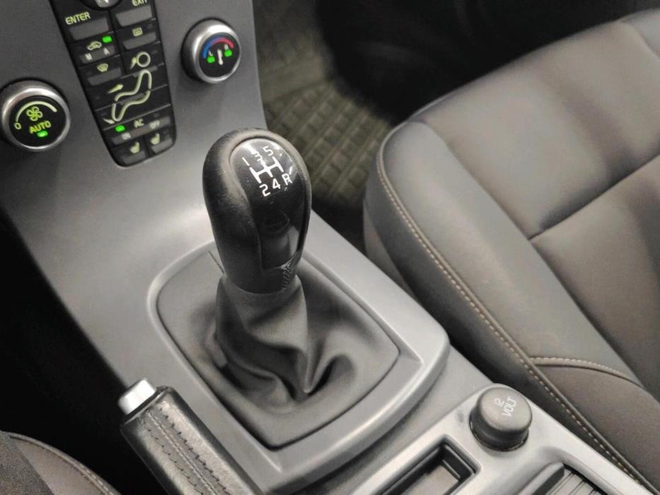 VOLVO V50 2008