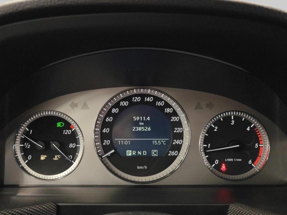 MERCEDES-BENZ GLK 2010