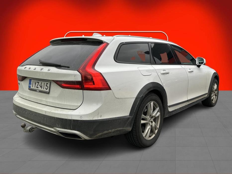 VOLVO V90 Cross Country 2019