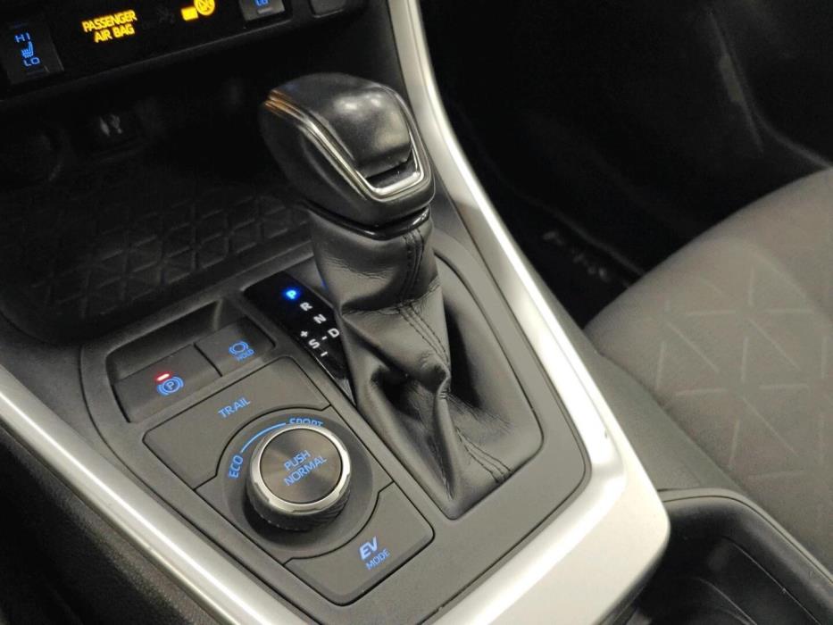 TOYOTA RAV4 2019