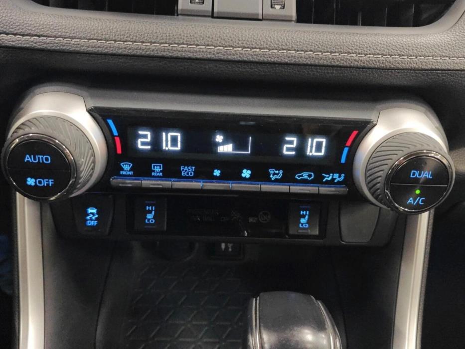 TOYOTA RAV4 2019