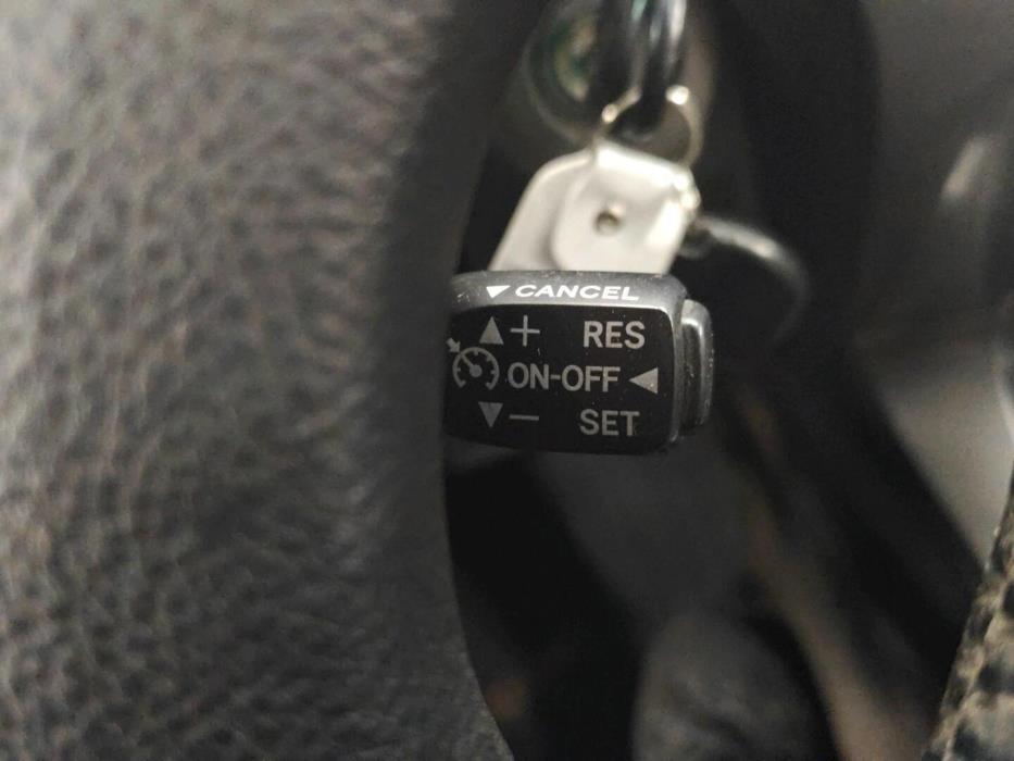 TOYOTA Land Cruiser 2004