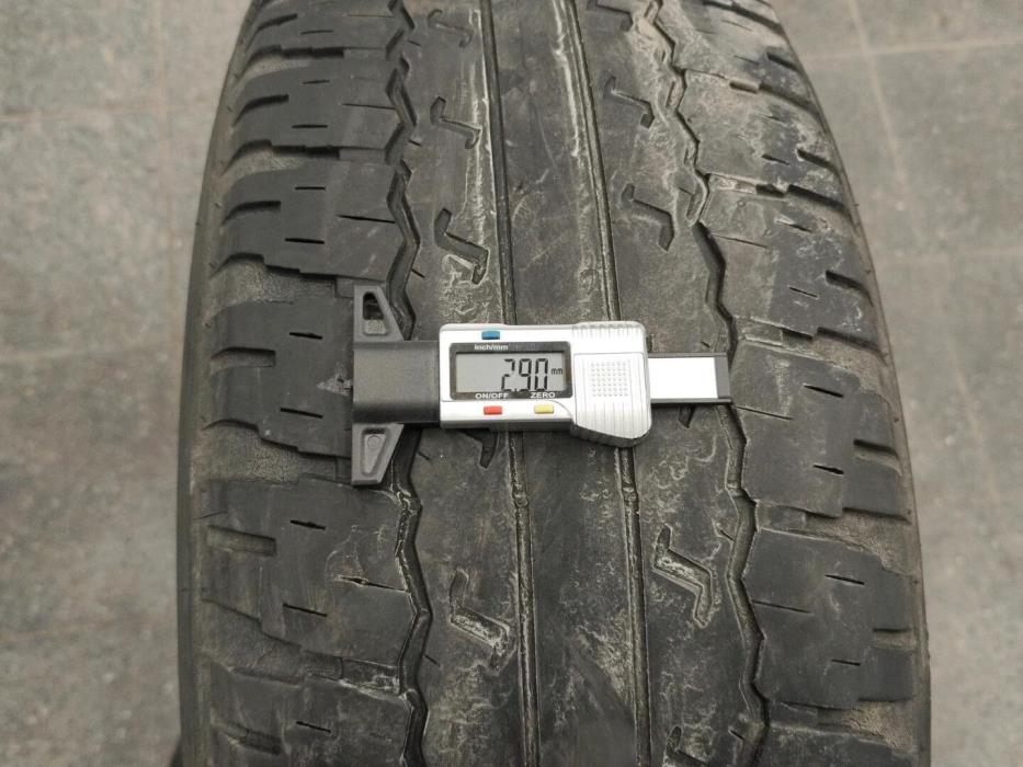 TOYOTA Land Cruiser 2004