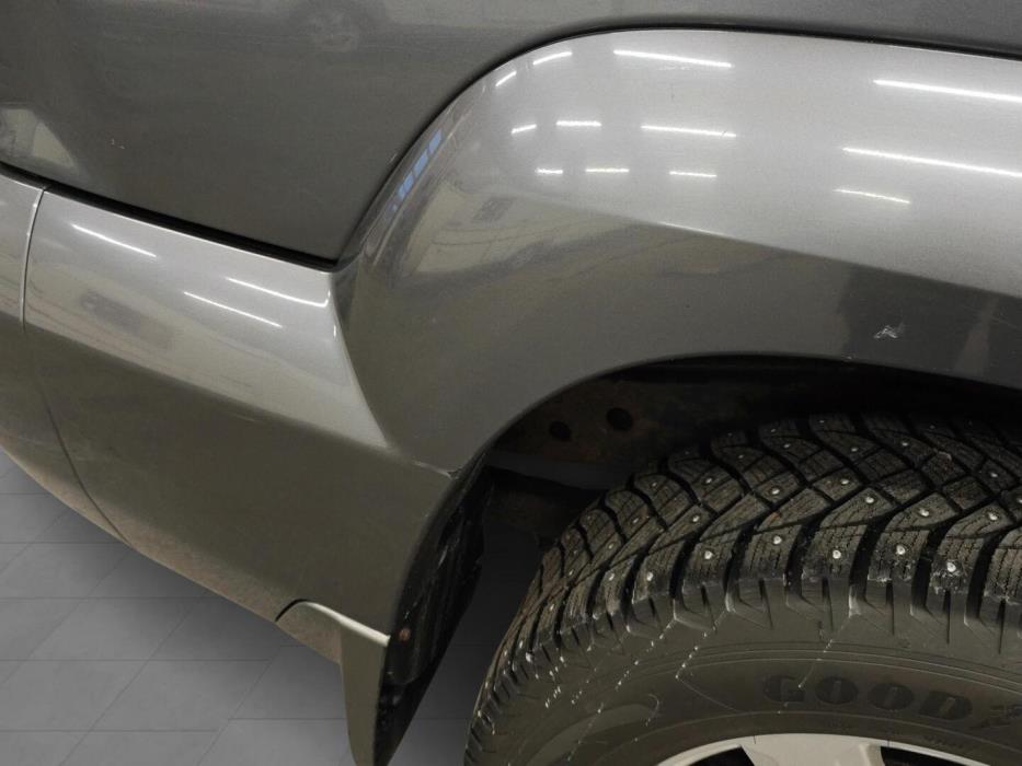 TOYOTA Land Cruiser 2004