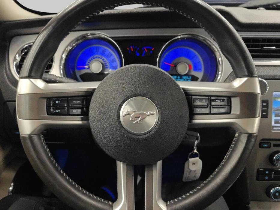 FORD Mustang 2010