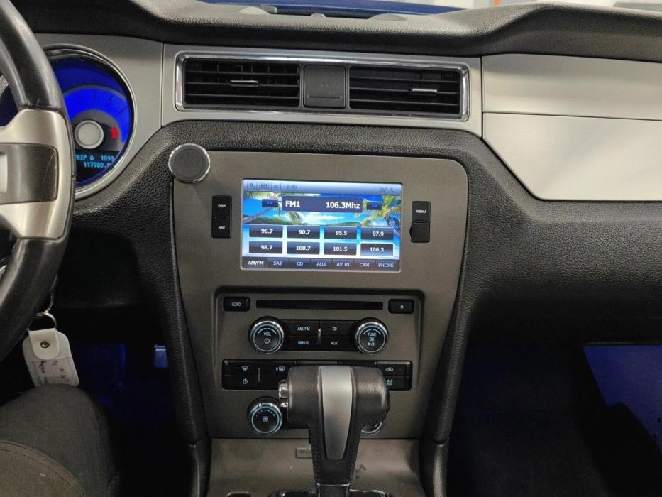 FORD Mustang 2010