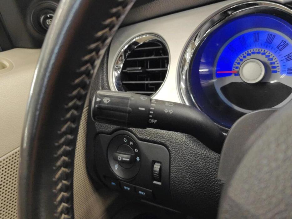 FORD Mustang 2010