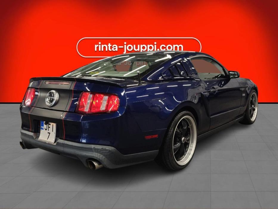 FORD Mustang 2010