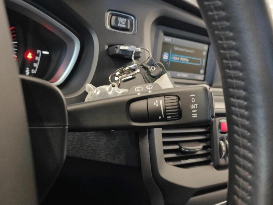 VOLVO V40 Cross Country 2017