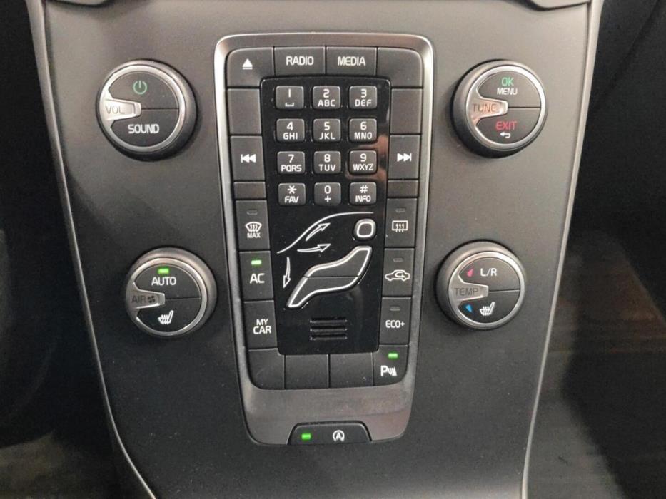 VOLVO V40 Cross Country 2017