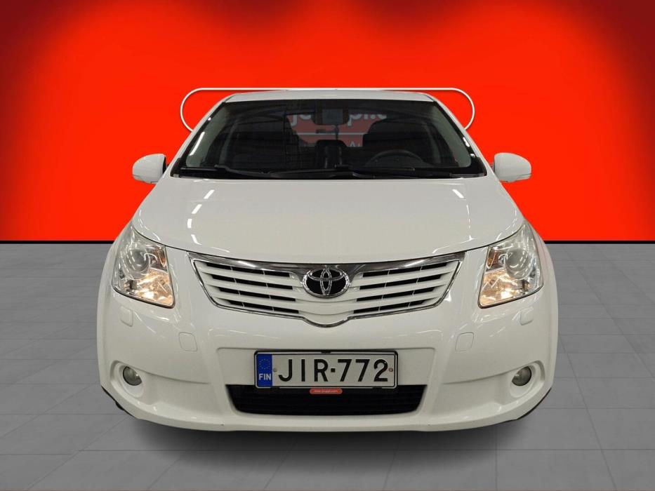 TOYOTA Avensis 2011