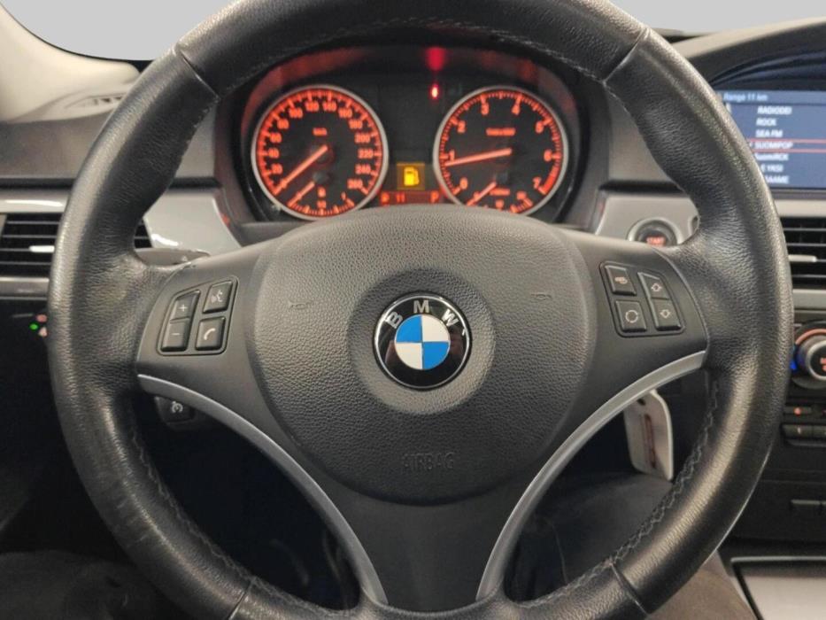 BMW 318 2009