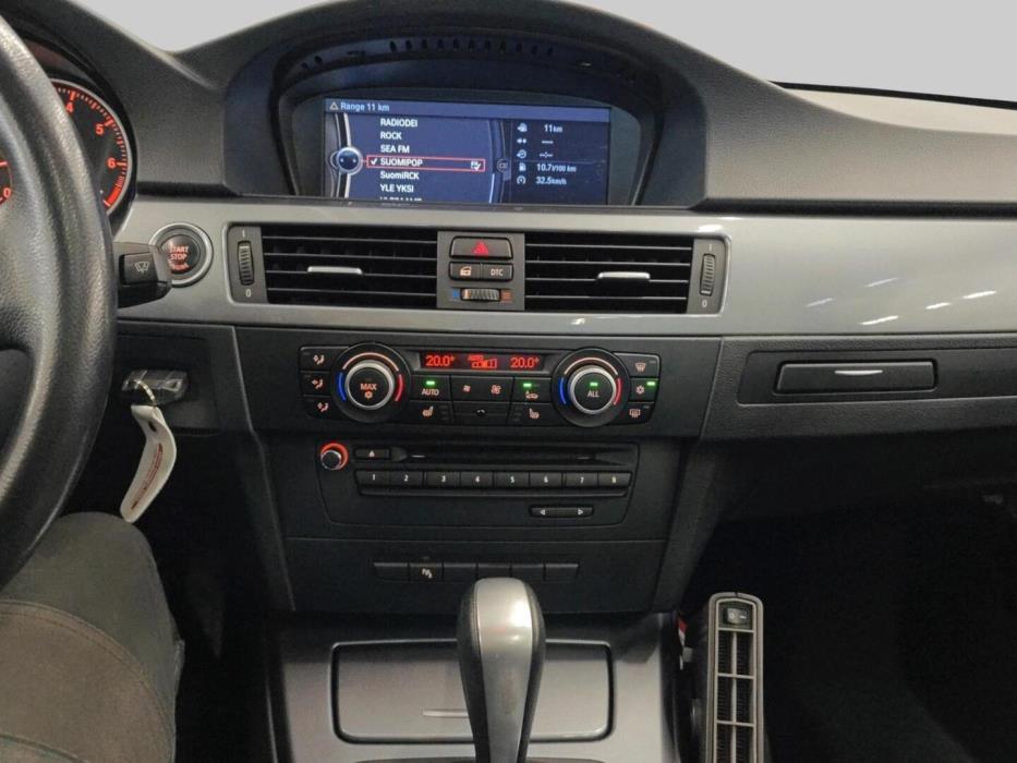 BMW 318 2009