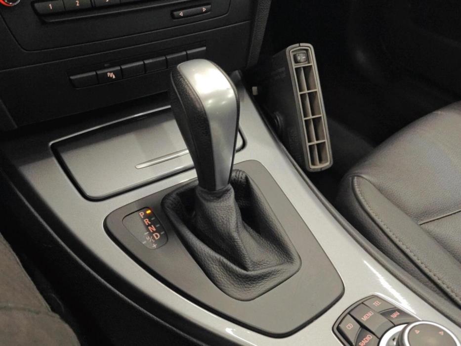 BMW 318 2009