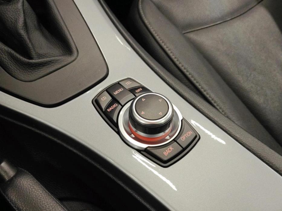 BMW 318 2009