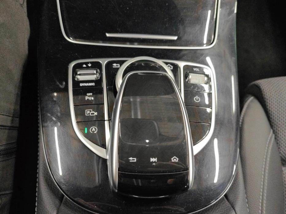 MERCEDES-BENZ E 2016