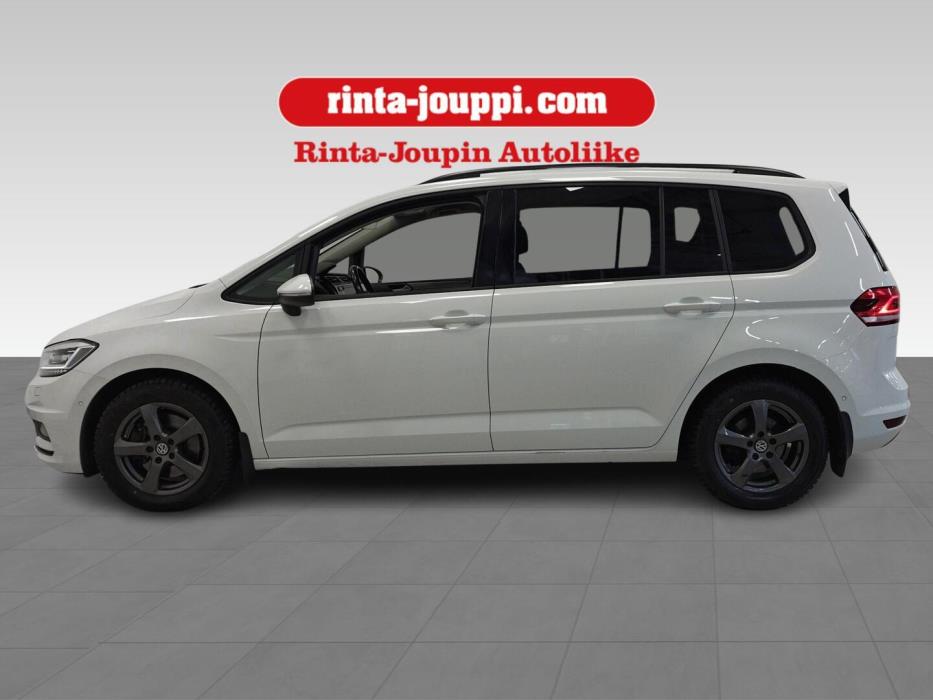 VOLKSWAGEN Touran 2021