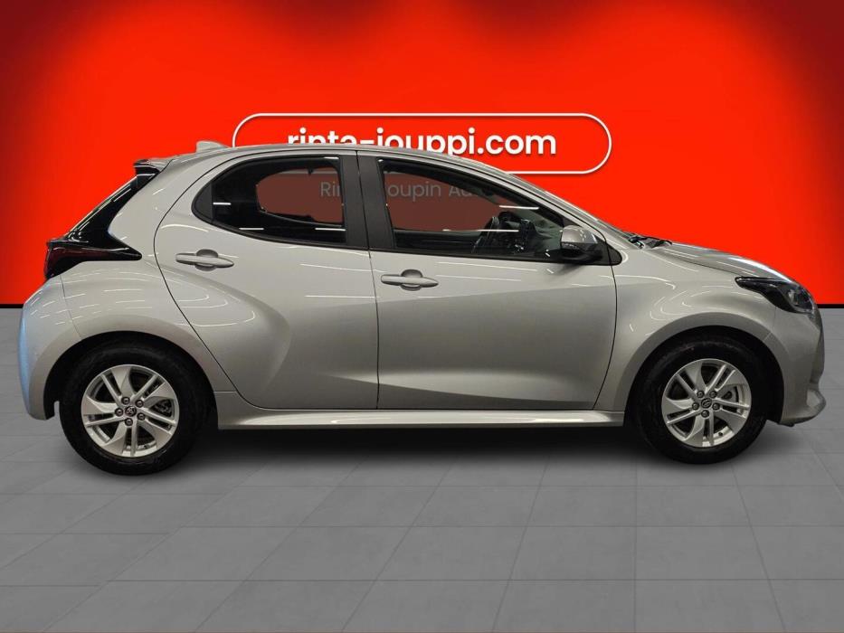 TOYOTA Yaris 2022
