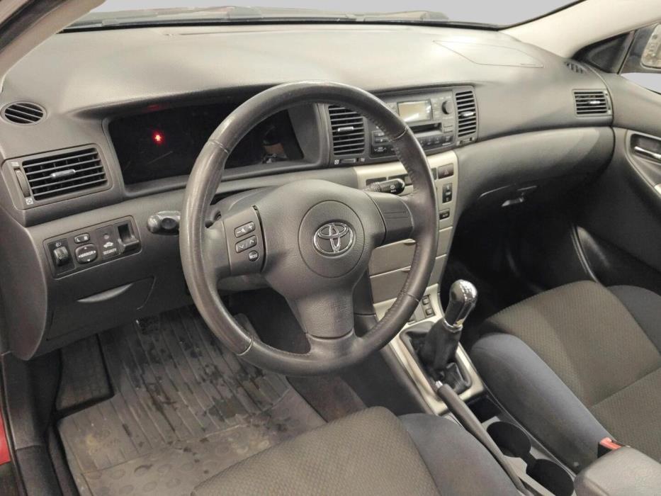 TOYOTA Corolla 2005