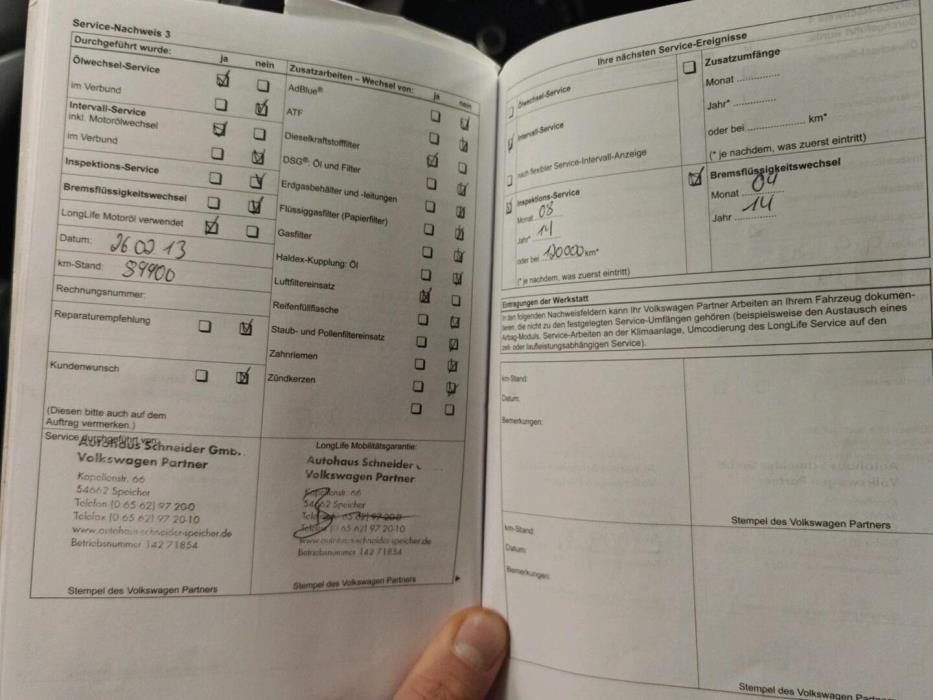 VOLKSWAGEN Passat CC 2011