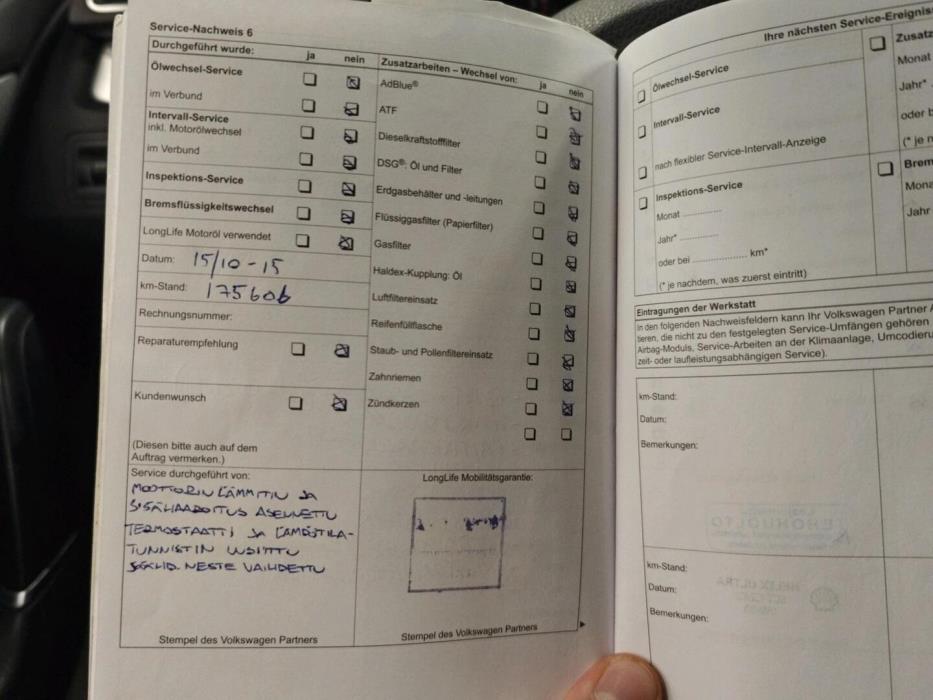 VOLKSWAGEN Passat CC 2011